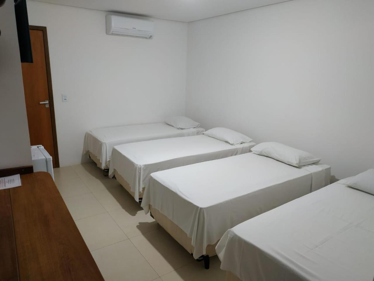 קרולינה Hotel Lirio מראה חיצוני תמונה